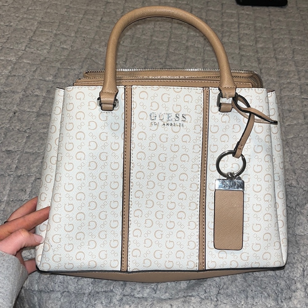 Guess purse!!!